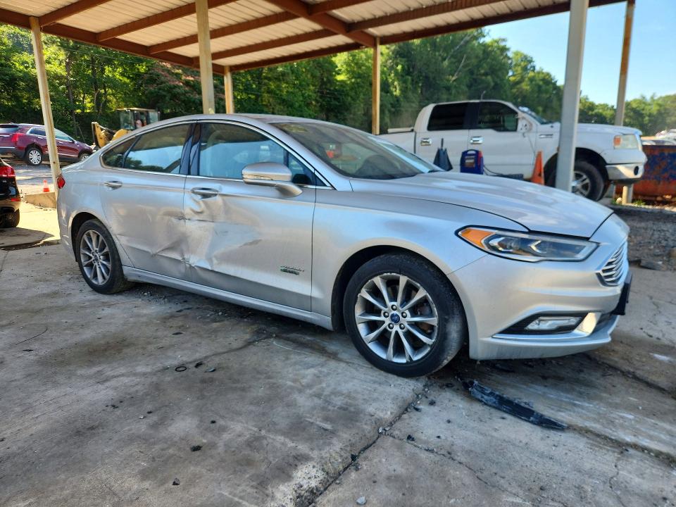 2017 Ford Fusion VIN 3FA6P0PU5HR191172 COPART salvage auction — SIDE, AL - CERT OF TITLE-SALVAGE TITLE (P), sold $1,900 on 2026-08-01 (photo 4)