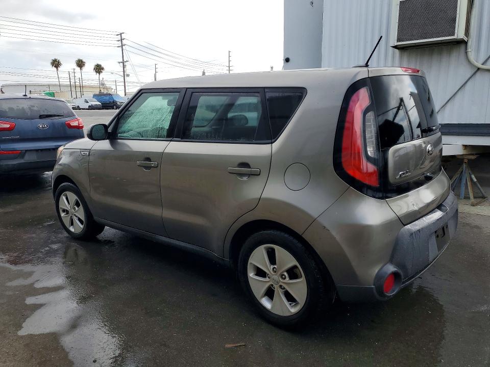 2016 Kia Soul VIN KNDJN2A20G7374658 COPART salvage auction — NORMAL WEAR, Ca - Dis/Dlr/Exp Only Lien Papers, sold $525 on 2026-07-22 (photo 2)