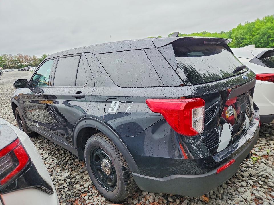 2023 Ford Explorer VIN 1FM5K8AB1PGA62633 COPART salvage auction — MINOR DENT/SCRATCHES, PA - CERTIFICATE OF SALVAGE, sold $7,200 on 2026-07-29 (photo 2)