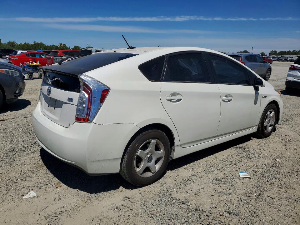 2013 Toyota Prius VIN JTDKN3DU4D5599132 COPART salvage auction — MECHANICAL, CA - SALVAGE CERTIFICATE, sold $3,850 on 2026-07-14 (photo 3)