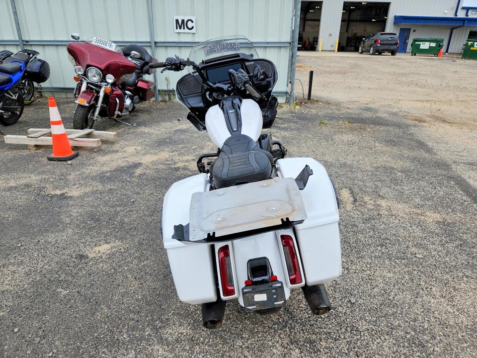 2024 Harley-davidson Fl VIN 1HD1KH713RB627559 COPART salvage auction — FRONT END, Wi - Cert Of Title-Salvage Vehicle, sold $12,000 on 2026-07-16 (photo 4)
