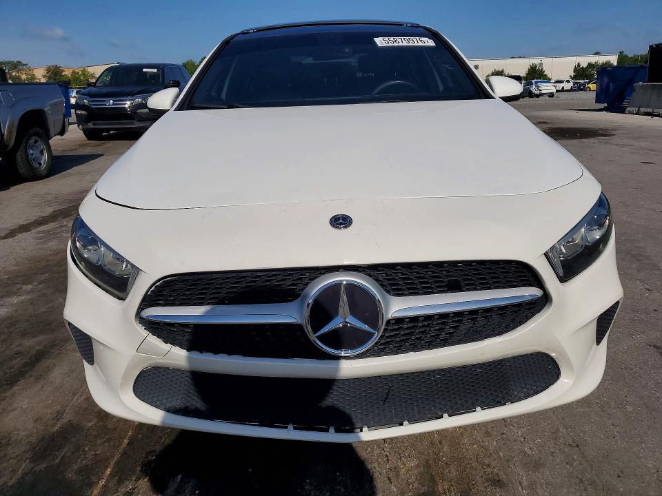 2020 Mercedes-benz A-klasse VIN W1K3G4EBXLW045707 COPART salvage auction — MINOR DENT/SCRATCHES, Fl - Certificate Of Title, sold $6,500 on 2026-07-28 (photo 5)