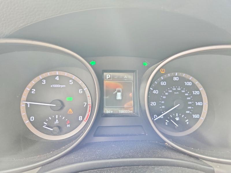 2018 Hyundai Santa fe VIN 5XYZT3LB7JG538977 COPART salvage auction — SIDE, Tx - Salvage Vehicle Title, sold $2,100 on 2026-07-02 (photo 9)