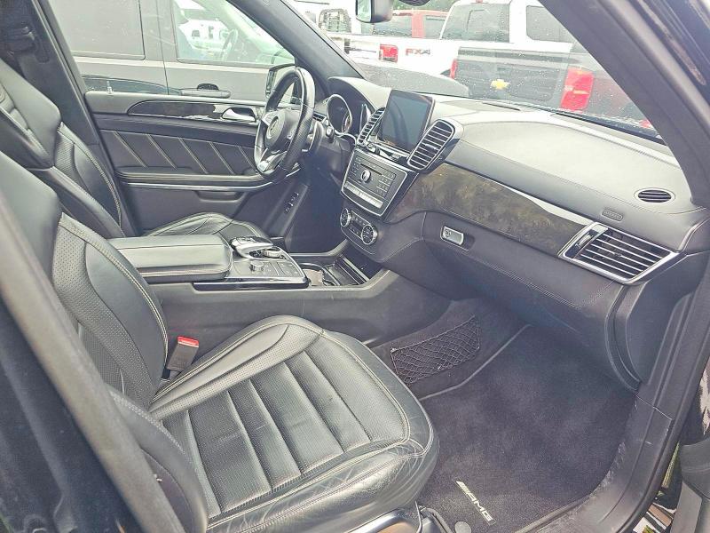 2017 Mercedes-benz Gls-class VIN 4JGDF7FE7HA752534 COPART salvage auction — NORMAL WEAR, Tx - Certificate Of Title (P), sold $14,800 on 2026-07-20 (photo 5)
