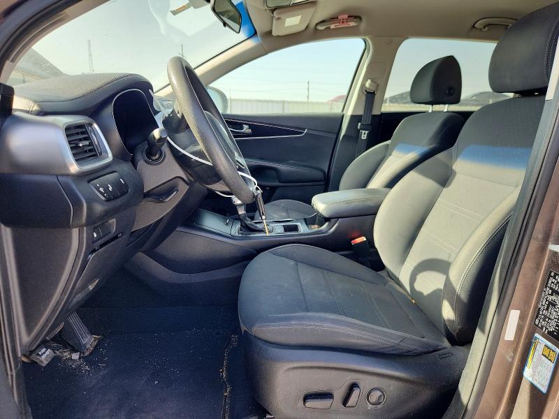 2019 Kia Sorento VIN 5XYPG4A56KG554880 COPART salvage auction — NORMAL WEAR, Tx - Certificate Of Title, sold $2,100 on 2026-07-31 (photo 7)