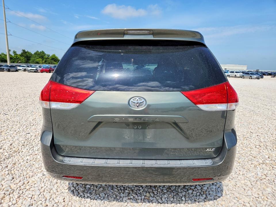 2012 Toyota VIN 5TDYK3DC5CS268496 COPART salvage auction — FRONT END, Tx - Salvage Vehicle Title, sold $725 on 2026-07-23 (photo 6)