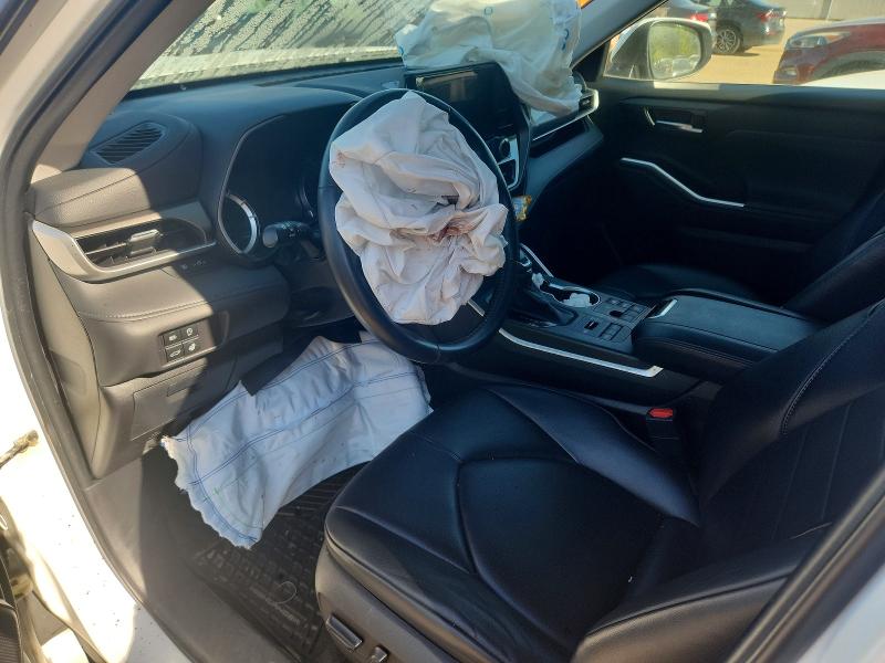 2023 Toyota Highlander VIN 5TDKDRBH7PS004509 COPART salvage auction — FRONT END, ON - PERMIT NO BRAND - UNFIT, sold $2,100 on 2026-07-21 (photo 8)