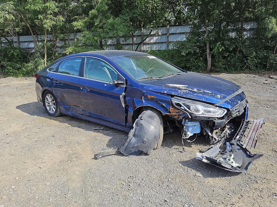 2018 Hyundai Sonata VIN 5NPE24AF7JH666724 COPART salvage auction — FRONT END, Va - Certificate Of Title, sold $200 on 2026-07-09 (photo 4)