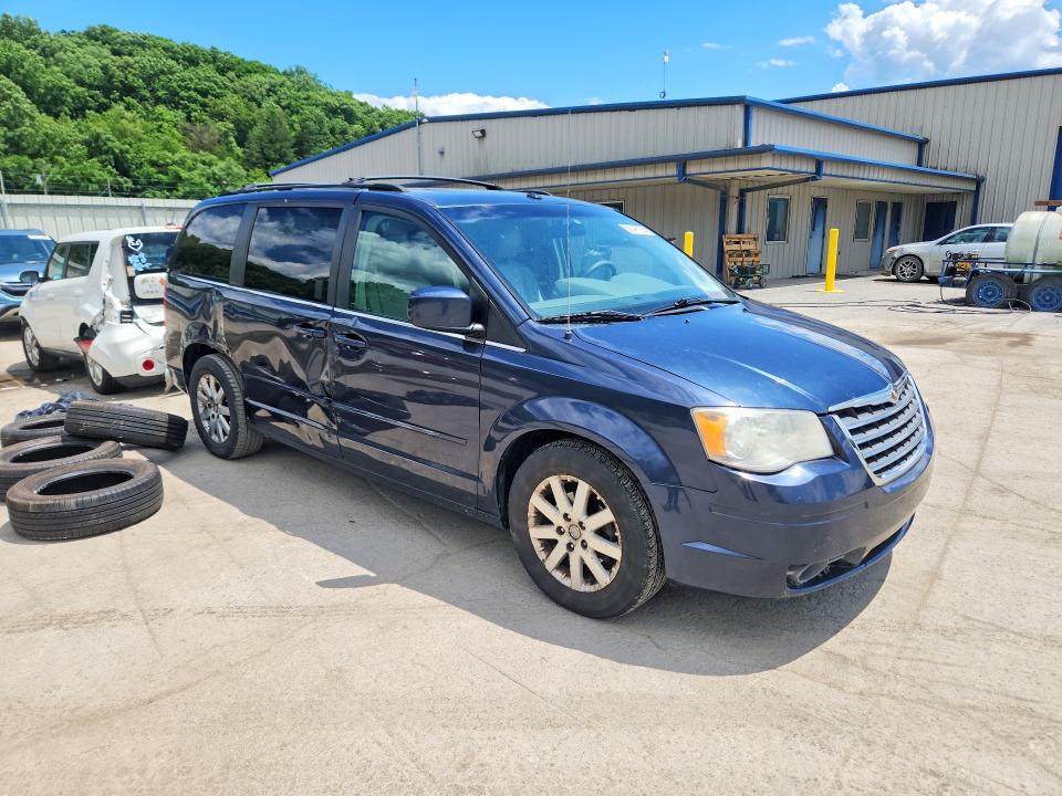 2008 Chrysler Town & country VIN 2A8HR54P08R684331 COPART salvage auction — SIDE, Pa - Certificate Of Salvage, sold $450 on 2026-07-02 (photo 4)