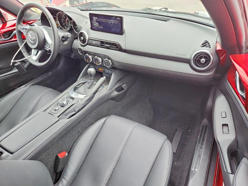 2025 Mazda Mx-5 VIN JM1NDAD78S0650981 COPART salvage auction — REAR END, Ny - Mv-907A Salvage Certificate, sold $9,500 on 2026-08-21 (photo 8)