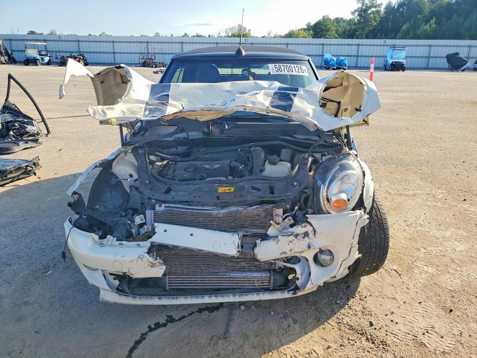 2014 Mini Cooper VIN WMWZP3C59ET707290 COPART salvage auction — FRONT END, SC - CERT OF TITLE-SALVAGE, sold $975 on 2026-08-03 (photo 5)