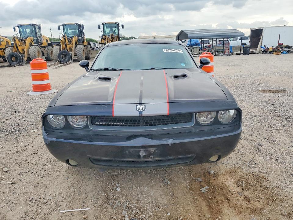 2010 Dodge Challenger VIN 2B3CJ4DV5AH172742 COPART salvage auction — MINOR DENT/SCRATCHES, Tx - Certificate Of Title, sold $1,100 on 2026-07-02 (photo 5)