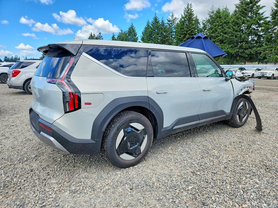 2026 Kia VIN 5XYAA5S22TG016504 COPART salvage auction — FRONT END, Wa - Bill Of Sale, sold $11,300 on 2026-07-14 (photo 3)