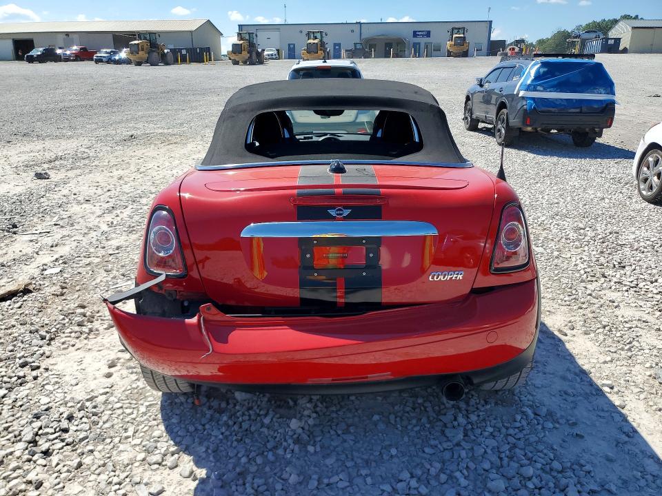 2015 Mini Roadster VIN WMWSY1C53FT626015 COPART salvage auction — ALL OVER, Tn - Salvage Certificate, sold $1,000 on 2026-07-28 (photo 6)