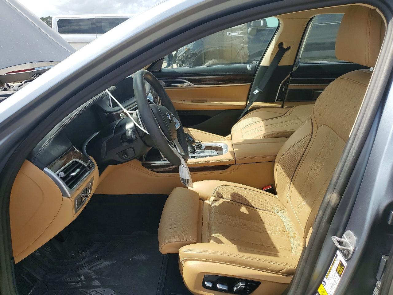 2022 BMW 7 Series VIN WBA7U2C00NCK71802 COPART salvage auction — Front End, TX - SALVAGE VEHICLE TITLE, sold $30,250 on 2026-06-30 (photo 7)