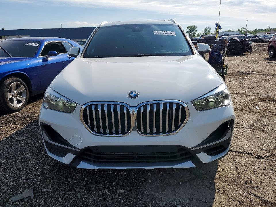 2021 BMW X1 VIN WBXJG9C07M5S73660 COPART salvage auction — REAR END, MI - CERTIFICATE OF TITLE, sold $2,000 on 2026-07-24 (photo 5)