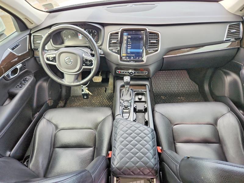 2018 Volvo Xc90 VIN YV4A22PK1J1195469 COPART salvage auction — NORMAL WEAR, Salvage Title, sold $1,900 on 2026-07-30 (photo 8)