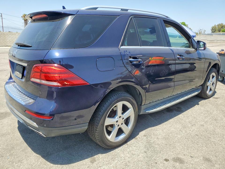 2017 Mercedes-benz Gle class VIN 4JGDA5JB4HA821423 COPART salvage auction — MINOR DENT/SCRATCHES, Mt - Dis/Dlr/Exp Only Clean Title, sold $6,300 on 2026-07-02 (photo 3)