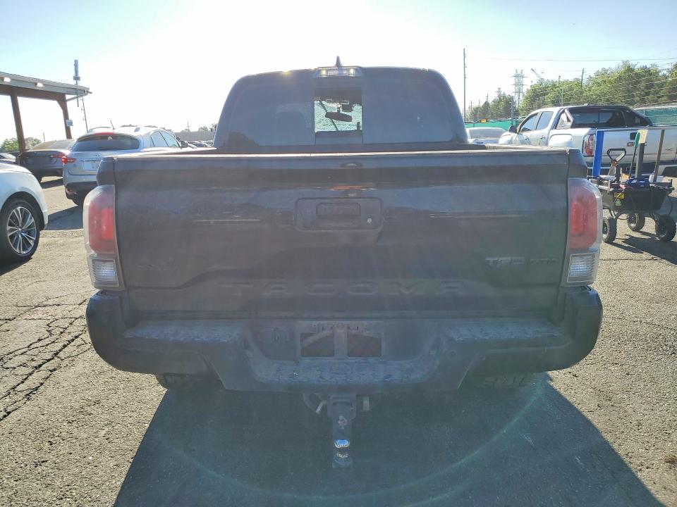2019 Toyota Tacoma VIN 5TFCZ5AN7KX209708 COPART salvage auction — ROLLOVER, Co - Public - Salvage Title, sold $9,000 on 2026-07-09 (photo 6)