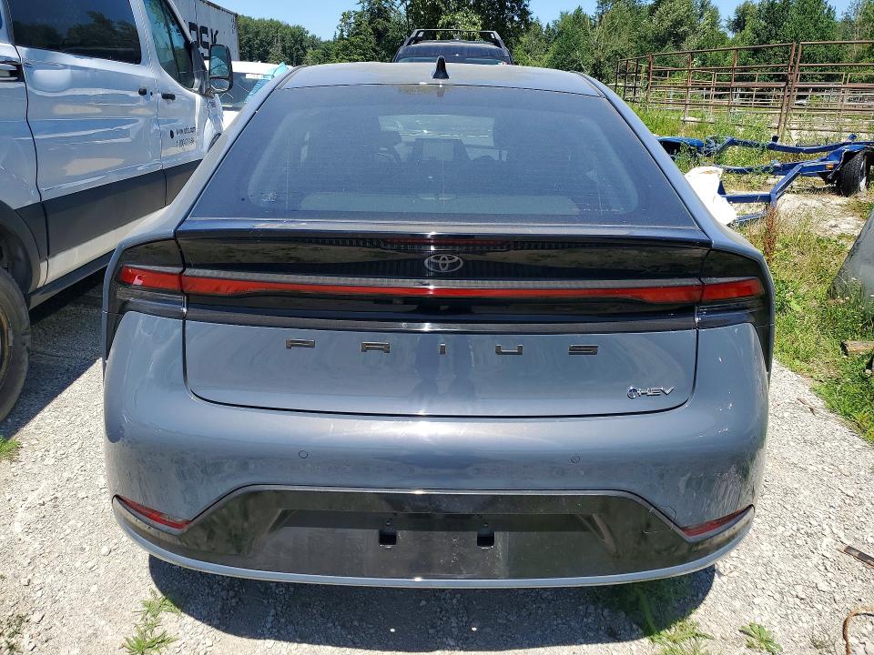 2026 Toyota Prius VIN JTDADABU7T3036270 COPART salvage auction — SIDE, Ab - Oop - Active, sold $25,500 on 2026-07-29 (photo 6)