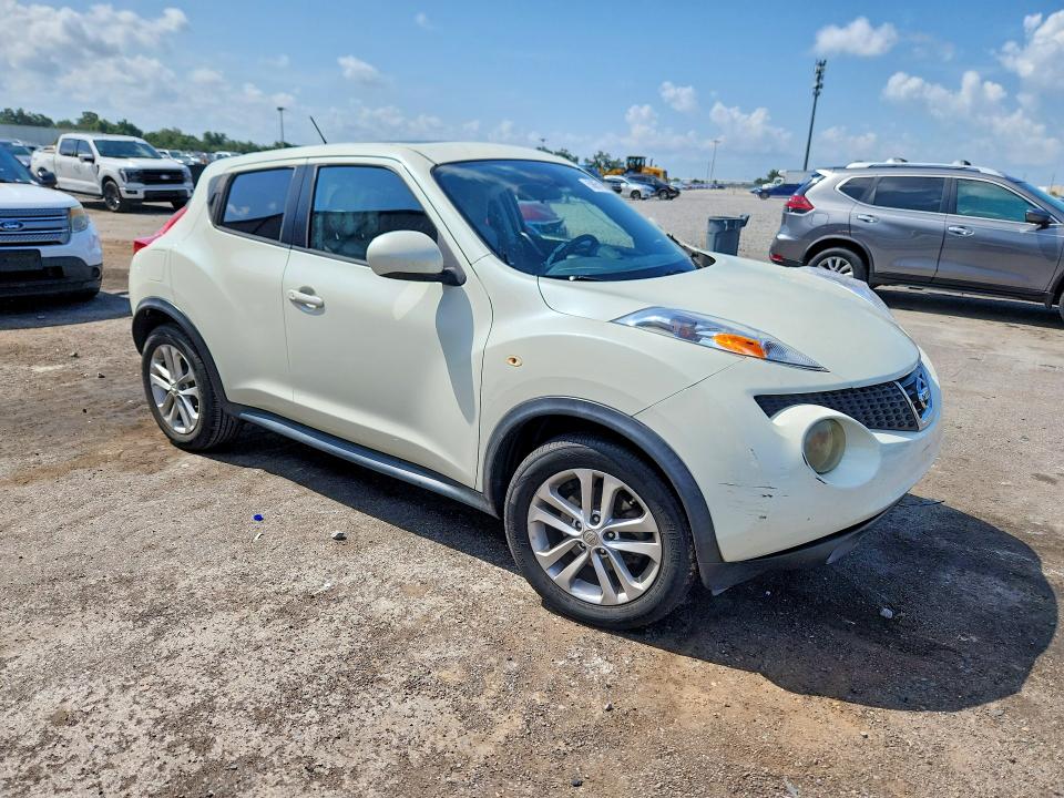 2011 Nissan Juke VIN JN8AF5MRXBT005317 COPART salvage auction — SIDE, FL - CERT OF TITLE SLVG REBUILDABLE, sold $450 on 2026-07-15 (photo 4)