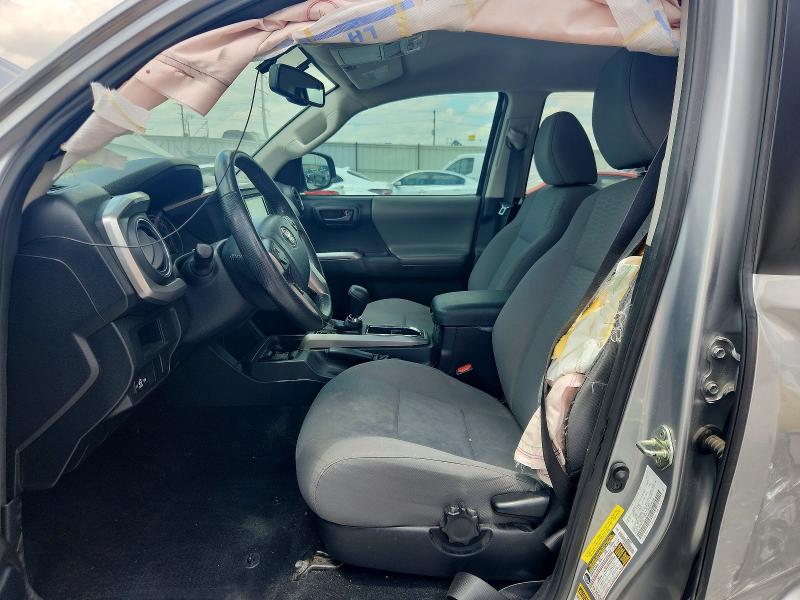 2017 Toyota Tacoma VIN 5TFAZ5CN4HX037702 COPART salvage auction — SIDE, TX - SALVAGE VEHICLE TITLE, sold $10,600 on 2026-07-28 (photo 7)
