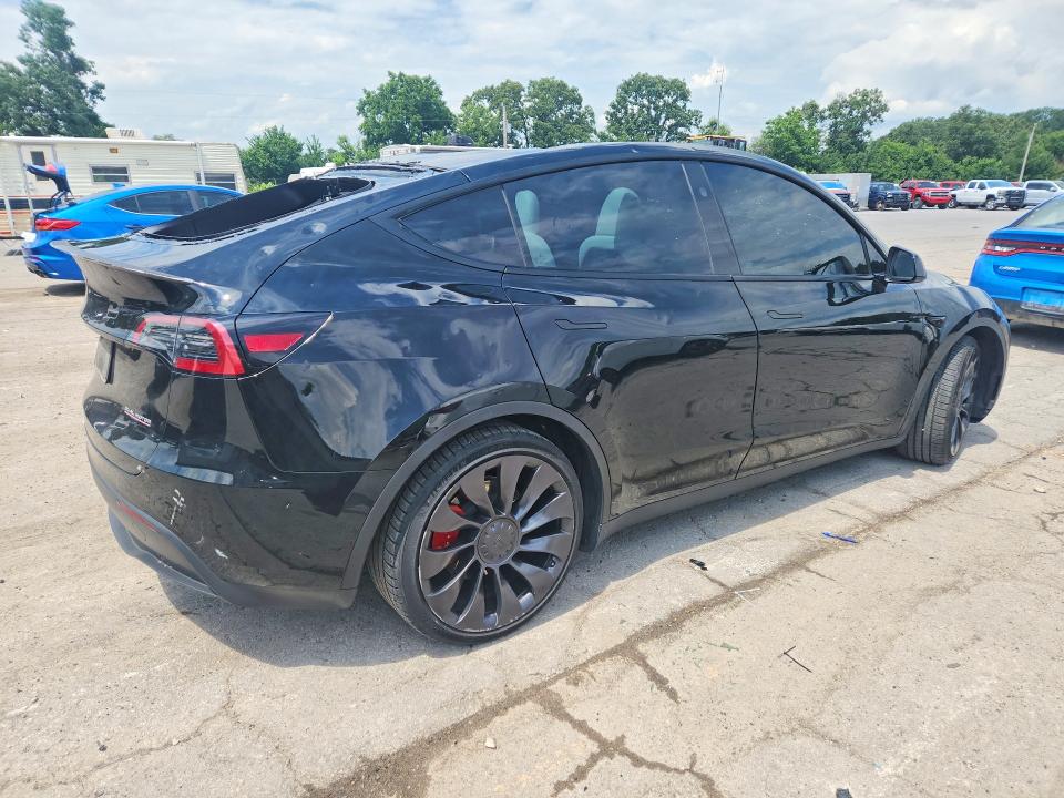 2023 Tesla Model y VIN 7SAYGDEF7PF892359 COPART salvage auction — HAIL, Mo - Salvage Certificate Of Title, sold $12,600 on 2026-07-29 (photo 3)