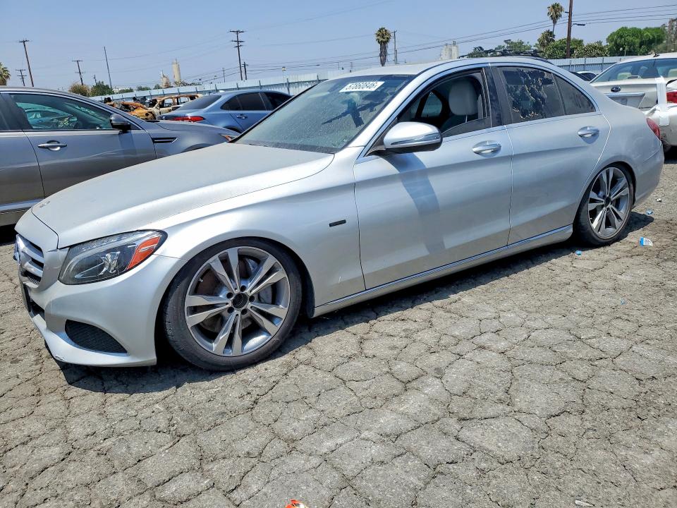 2018 Mercedes-benz C-klasse VIN 55SWF4HB6JU259275 COPART salvage auction — MINOR DENT/SCRATCHES, Ca - Dis/Dlr/Exp Only Clean Title, sold $4,700 on 2026-07-09 (photo 1)