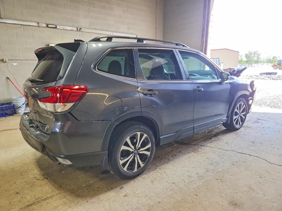 2024 Subaru Forester VIN JF2SKALC7RH463591 COPART salvage auction — REAR END, Ny - Mv-907A Salvage Certificate, sold $2,800 on 2026-07-20 (photo 3)