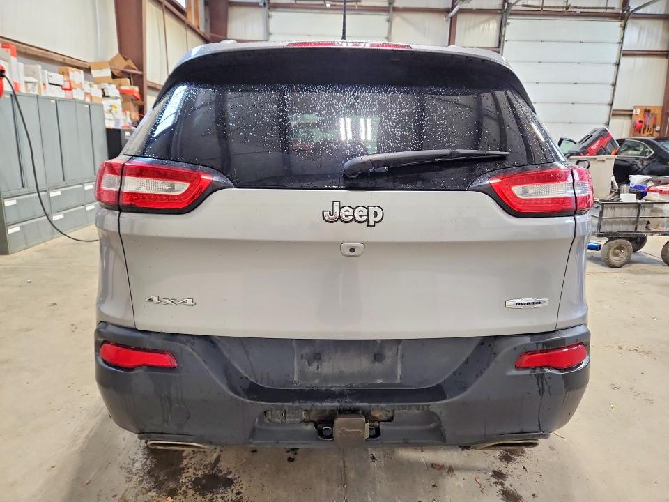 2016 Jeep VIN 1C4PJMCS3GW374769 COPART salvage auction — FRONT END, Ab - Bos - Salvage, sold $2,450 on 2026-07-23 (photo 6)