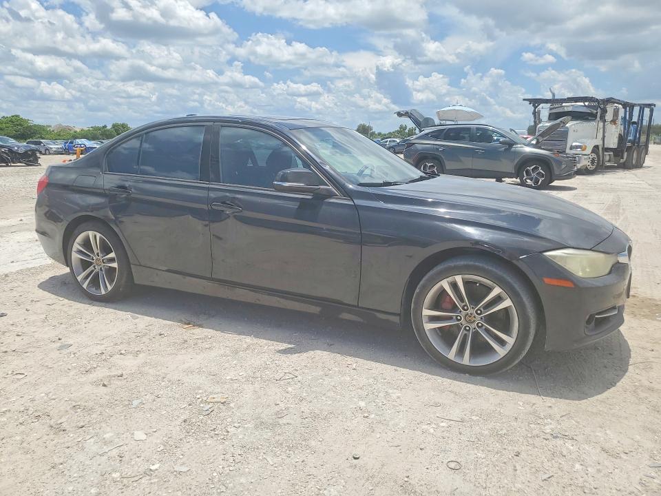 2013 BMW 3er VIN WBA3B9G57DNR89613 COPART salvage auction — FRONT END, Fl - Cert Of Title-Rebuilt (P), sold $20 on 2026-07-17 (photo 4)