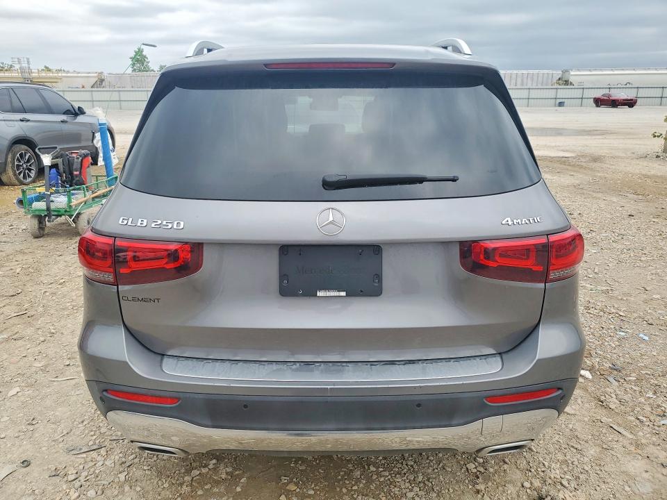 2020 Mercedes-benz VIN W1N4M4HBXLW024299 COPART salvage auction — MINOR DENT/SCRATCHES, Va - Certificate Of Title, sold $10,200 on 2026-07-09 (photo 6)