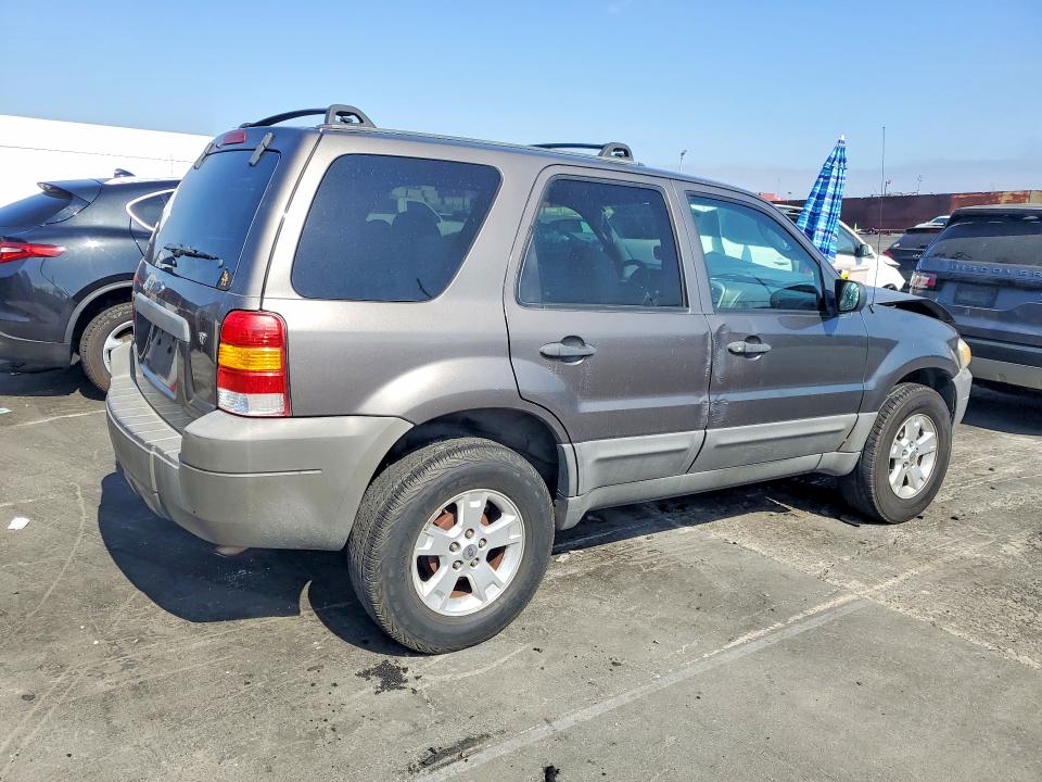2006 Ford Escape VIN 1FMYU03166KD54397 COPART salvage auction — FRONT END, Ca - Salvage Certificate, sold $450 on 2026-07-08 (photo 3)