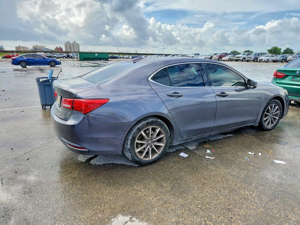 2019 Acura Tlx VIN 19UUB1F31KA004205 COPART salvage auction — WATER/FLOOD, La - Cert Of Title-Salvage Flood, sold $2,400 on 2026-07-22 (photo 3)