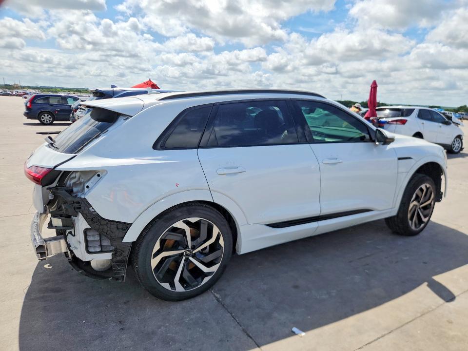 2024 Audi VIN WA15AAGE2RB056043 COPART salvage auction — FRONT END, Tx - Salvage Vehicle Title, sold $18,200 on 2026-07-23 (photo 3)