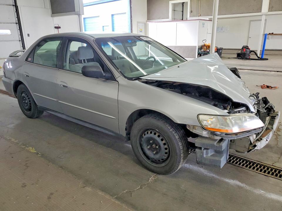 2001 Honda Accord VIN JHMCG55481C002305 COPART salvage auction — FRONT END, WA - BILL OF SALE, sold $125 on 2026-07-10 (photo 4)