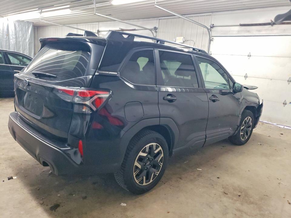 2025 Subaru VIN JF2SLDBC8SH501304 COPART salvage auction — FRONT END, In - Certificate Of Title, sold $8,200 on 2026-07-06 (photo 3)