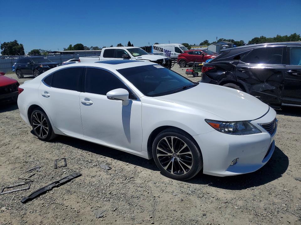 2014 Lexus ES VIN JTHBK1GGXE2087279 COPART salvage auction — PARTIAL REPAIR, CA - DIS/DLR/EXP ONLY CLEAN TITLE, sold $2,550 on 2026-07-02 (photo 4)