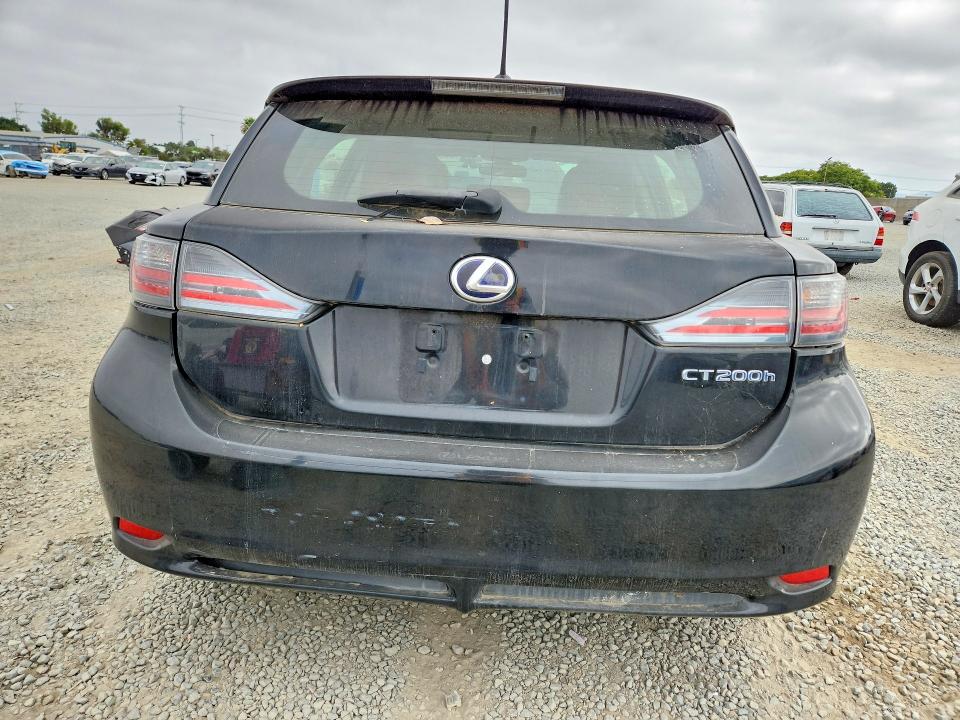 2013 Lexus VIN JTHKD5BH2D2170690 COPART salvage auction — FRONT END, In - Dis/Dlr/Exp Only Clean Title, sold $775 on 2026-07-21 (photo 6)
