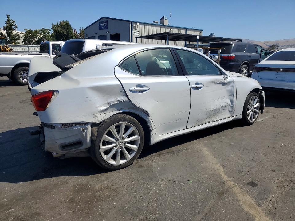 2009 Lexus Is 250 VIN JTHCK262592028940 COPART salvage auction — REAR END, CA - SALVAGE CERTIFICATE, sold $500 on 2026-07-14 (photo 3)