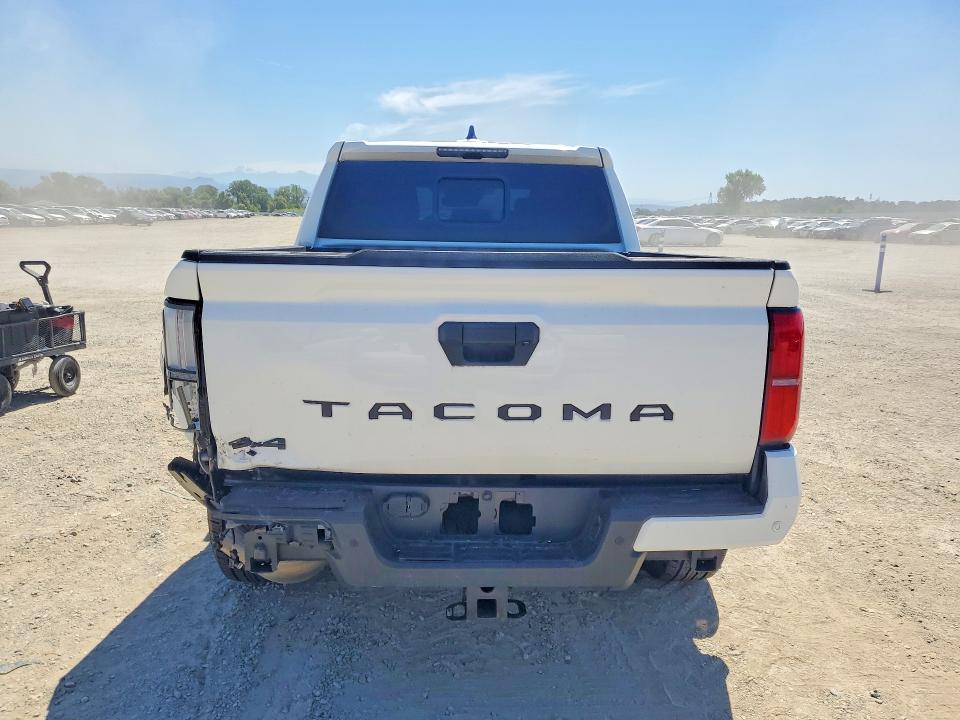 2024 Toyota Tacoma VIN 3TMLB5JN1RM015096 COPART salvage auction — REAR END, Ca - Salvage Certificate, sold $26,000 on 2026-07-31 (photo 6)