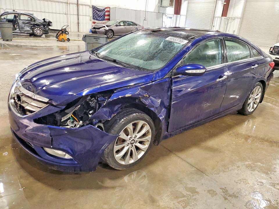 2013 Hyundai VIN 5NPEC4ABXDH561352 COPART salvage auction — FRONT END, Mn - Cert Of Title-Prior Salvage, sold $250 on 2026-07-28 (photo 1)