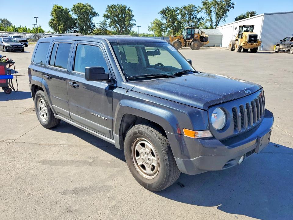 2015 Jeep Liberty (patriot) VIN 1C4NJPBA1FD313061 COPART salvage auction — UNDERCARRIAGE, Ca - Salvage Certificate, sold $100 on 2026-07-27 (photo 4)