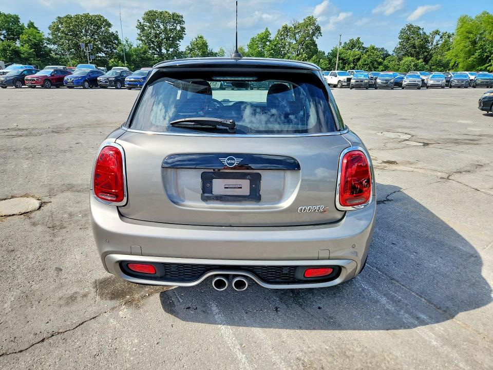 2020 Mini VIN WMWXU9C00L2M52541 COPART salvage auction — WATER/FLOOD, Mo - Junking Certificate, sold $2,650 on 2026-07-08 (photo 6)