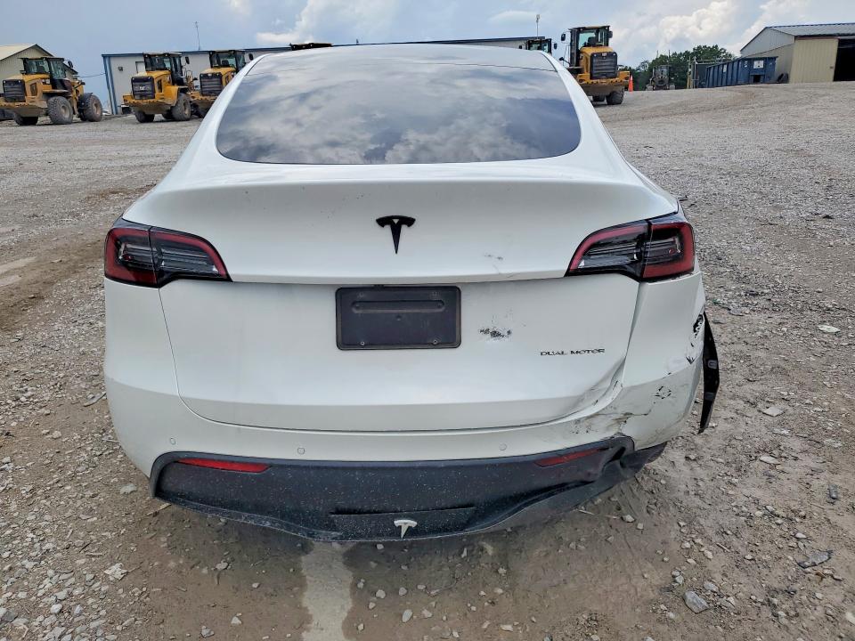 2022 Tesla Model y VIN 7SAYGDEE0NF535884 COPART salvage auction — REAR END, Tn - Salvage Certificate, sold $15,200 on 2026-07-28 (photo 6)
