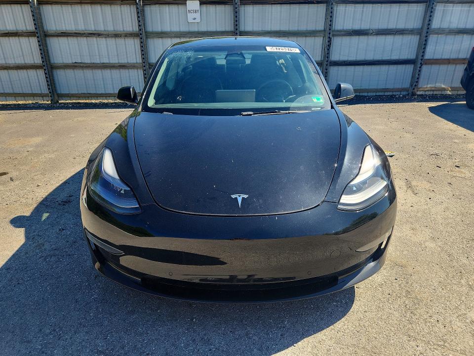 2022 Tesla Model 3 VIN 5YJ3E1EA5NF368785 COPART salvage auction — UNDERCARRIAGE, PA - CERT OF TITLE, sold $8,900 on 2026-07-08 (photo 5)