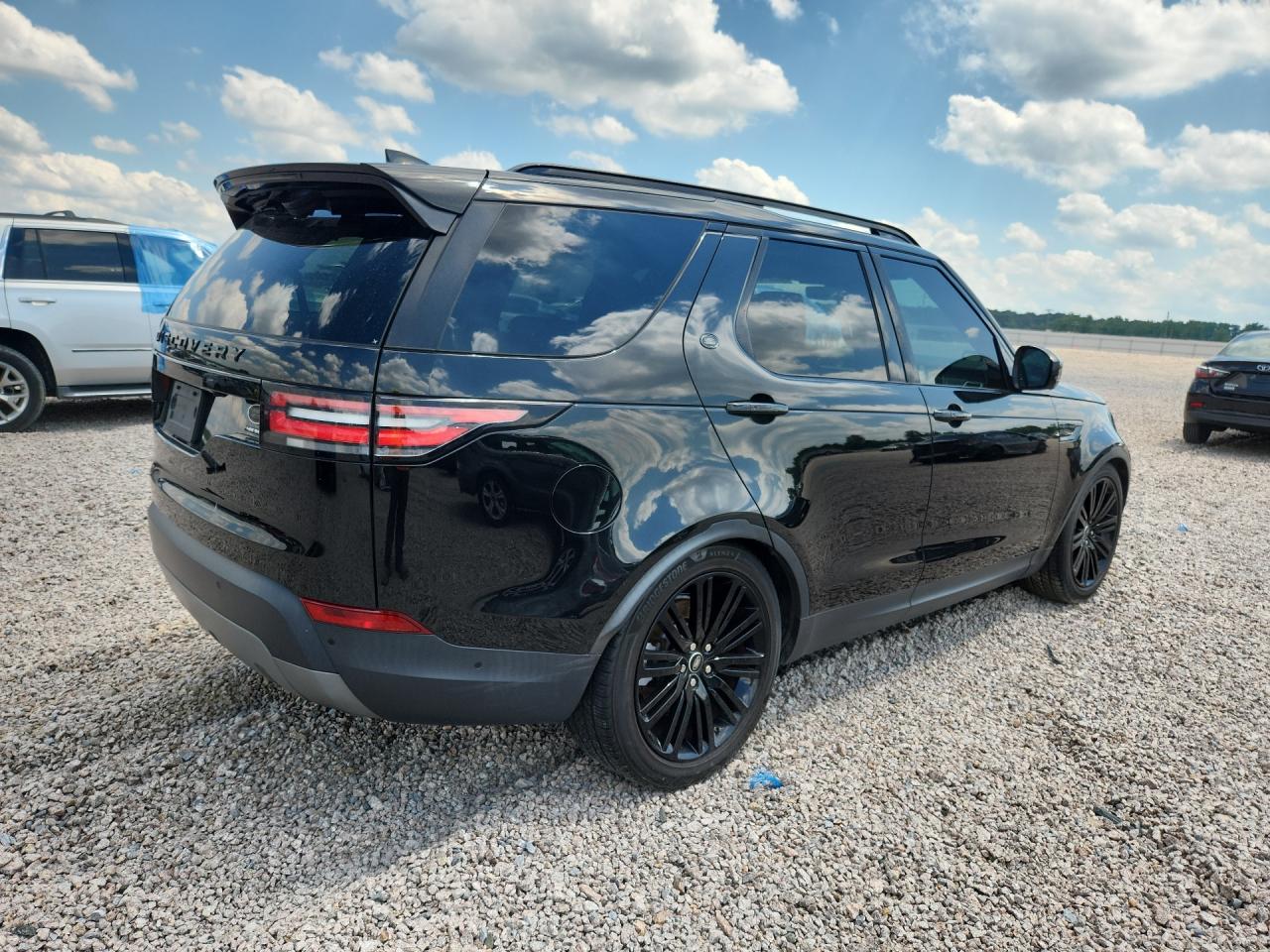 2017 Land Rover Discovery VIN SALRHBBV9HA047319 COPART salvage auction — Minor Dent/Scratches, NC - CERTIFICATE OF TITLE (P), sold $6,300 on 2026-06-30 (photo 3)