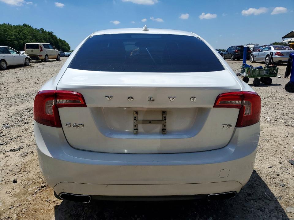 2014 Volvo VIN YV1612FS0E2293707 COPART salvage auction — FRONT END, GA - CERT OF TITLE-SALVAGE, sold $575 on 2026-07-24 (photo 6)