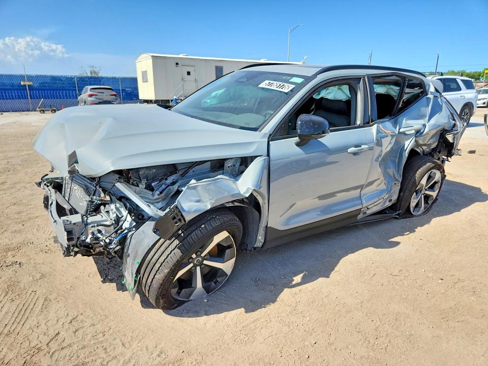 2026 Volvo Xc40 VIN YV4L12UC5T2734701 COPART salvage auction — FRONT END, Fl - Certificate Of Destruction, sold $2,050 on 2026-07-08 (photo 1)