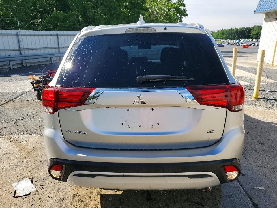 2020 Mitsubishi Outlander VIN JA4AZ3A30LZ043378 COPART salvage auction — MINOR DENT/SCRATCHES, Wv - Certificate Of Title, sold $5,100 on 2026-07-09 (photo 6)